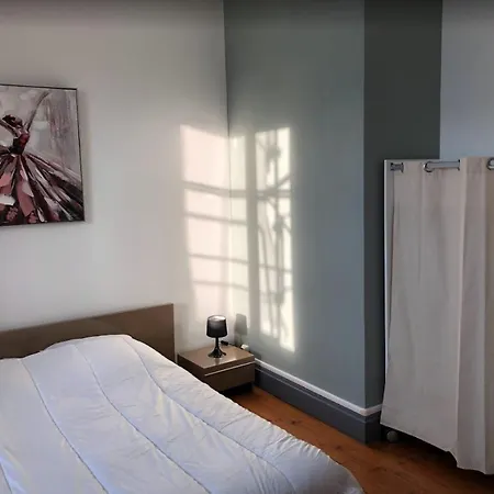 Apartamento Le Joyau Cache - Superbe Equipe Centre Proche Gare Et Thermes - Cures *
